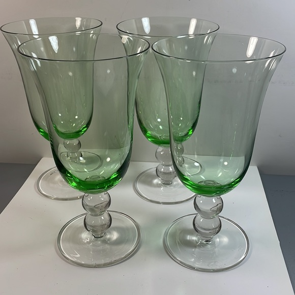 Set of 4 clear green Bohemian crystal glass footed goblets glasses bubble foot - Picture 8 of 8